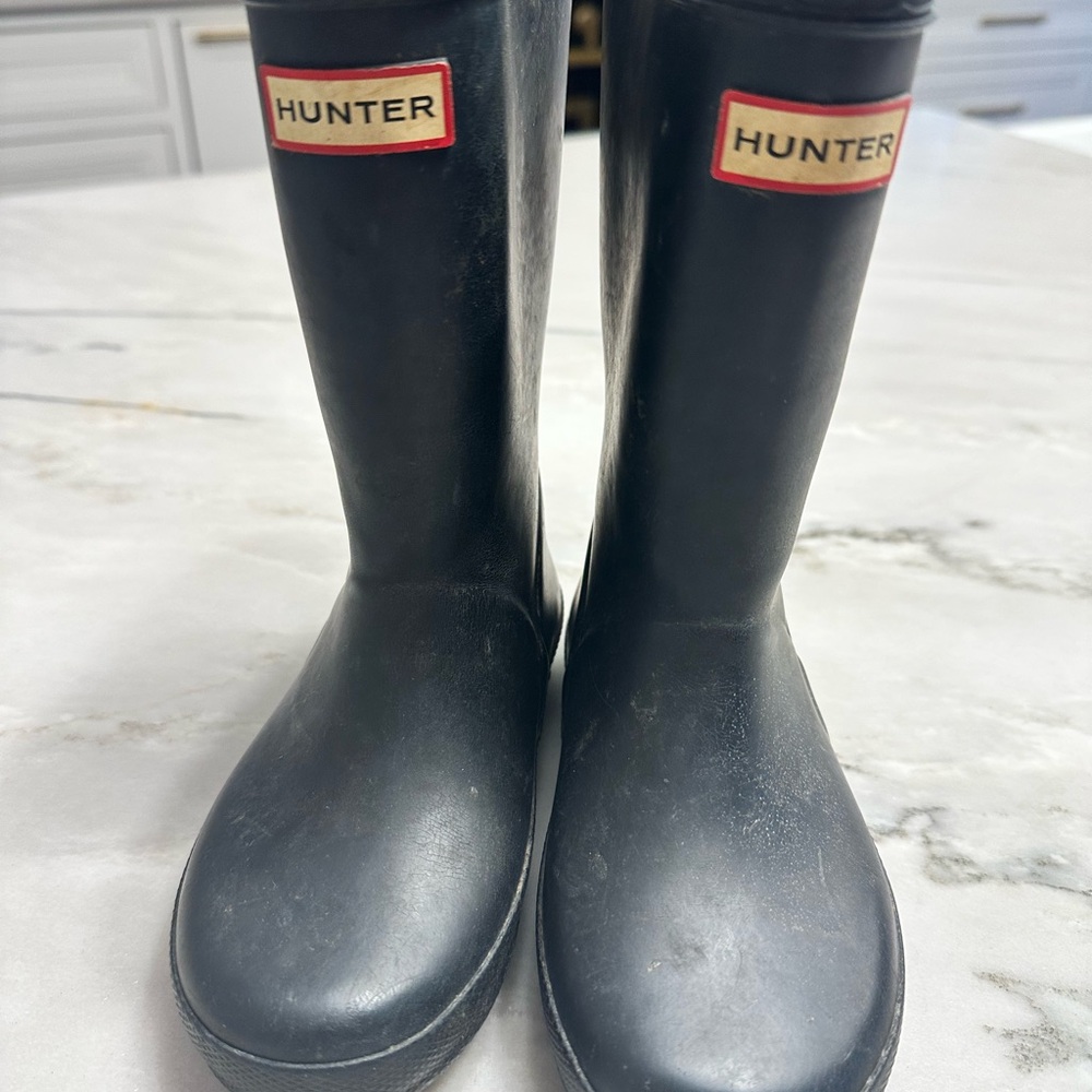Hunter Kids navy Rain Boots